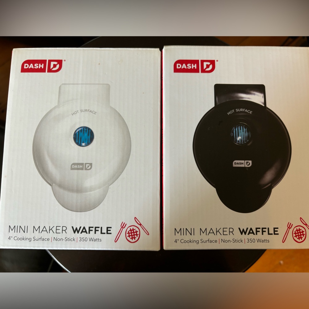 Dash Mini Waffle Maker